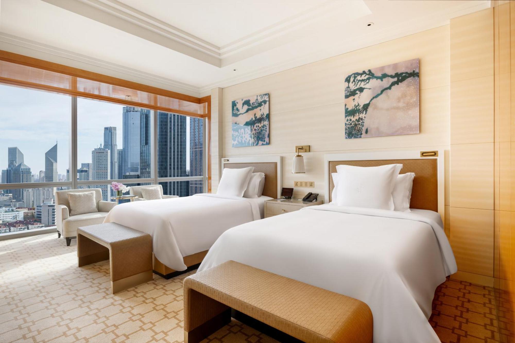 Four Seasons Hotel Tianjin Exterior photo
