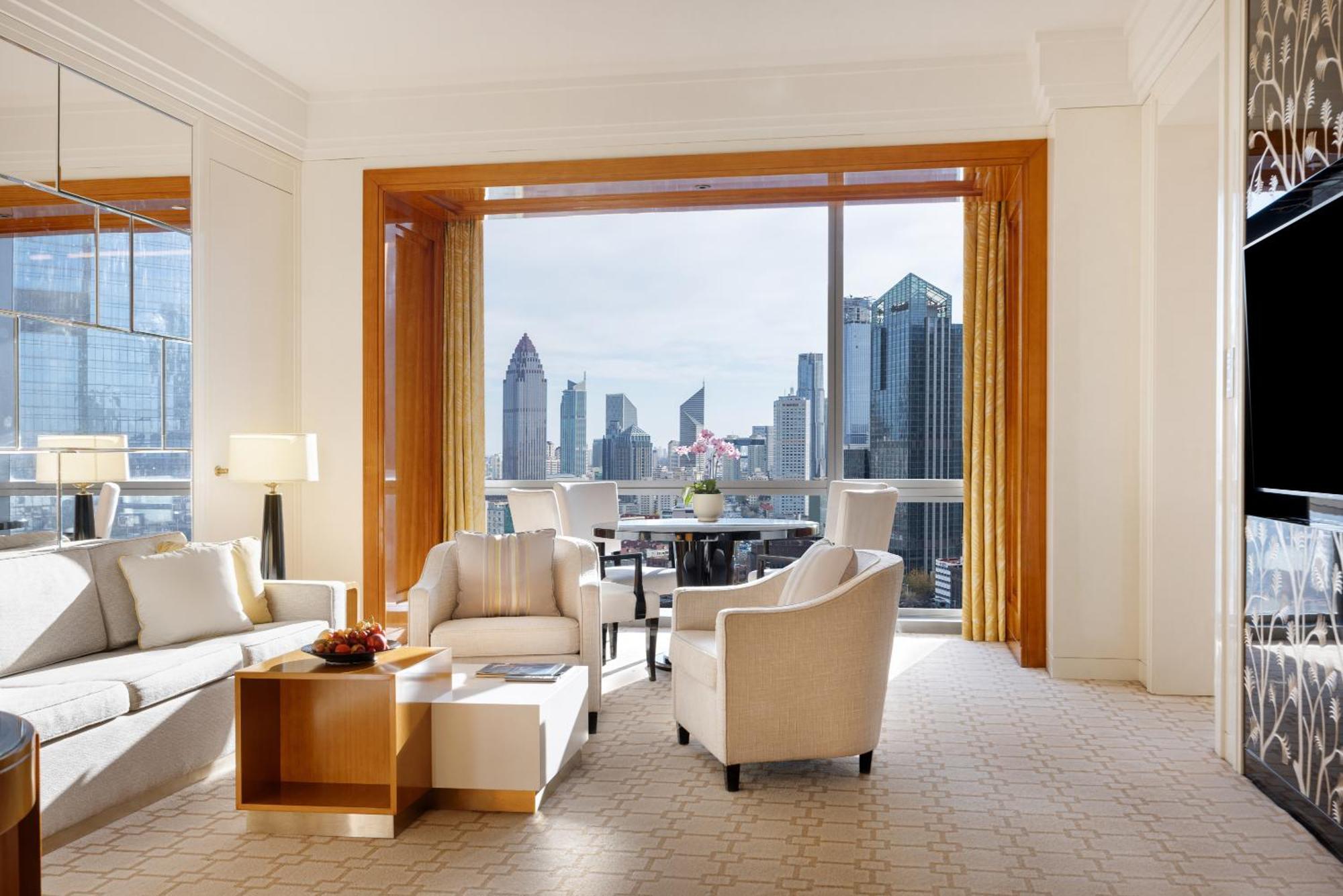 Four Seasons Hotel Tianjin Exterior photo